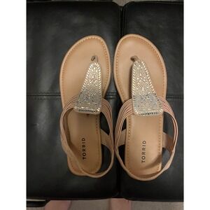 Torrid Womens Tan Rhinestone Embellished Elastic Strap Thong Sandals Size 11